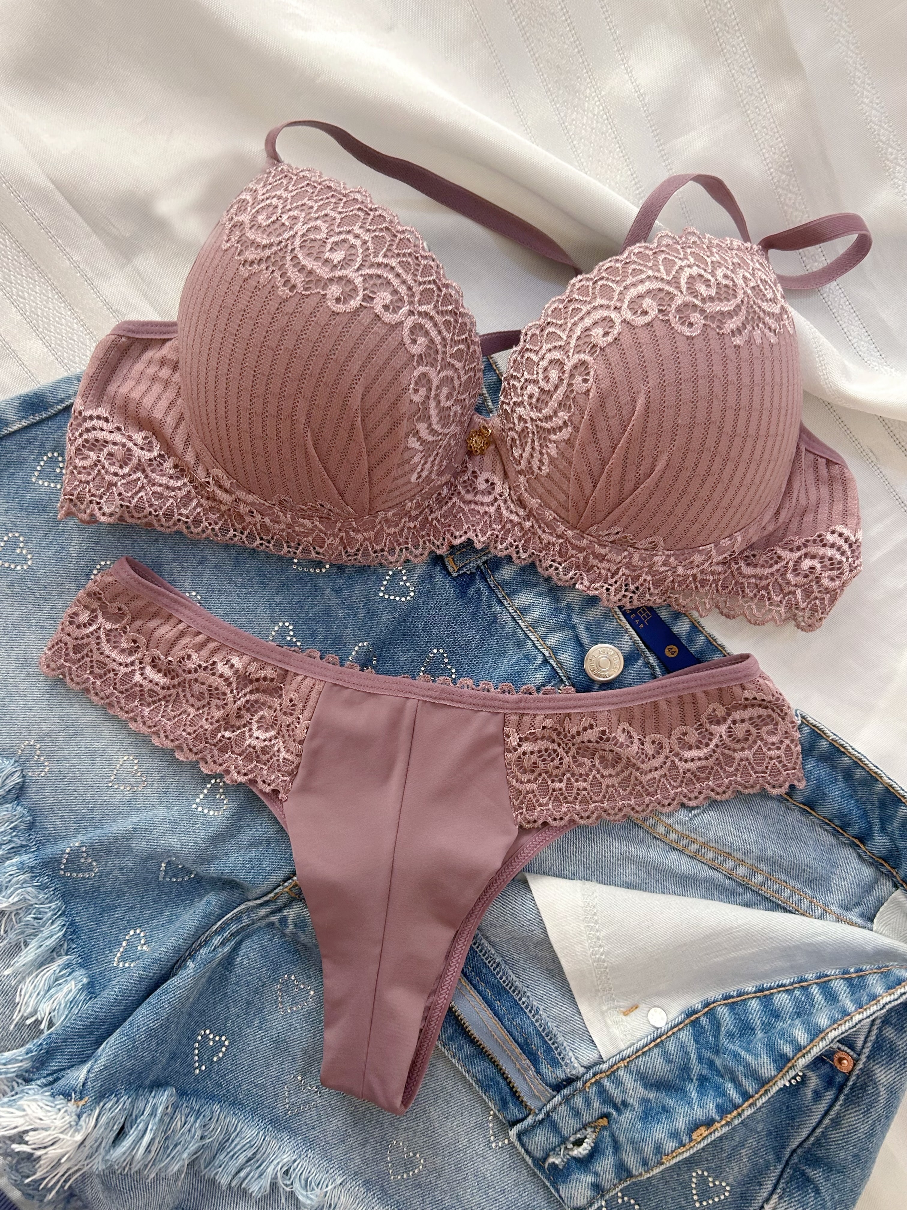Conjunto Amelie atrás 