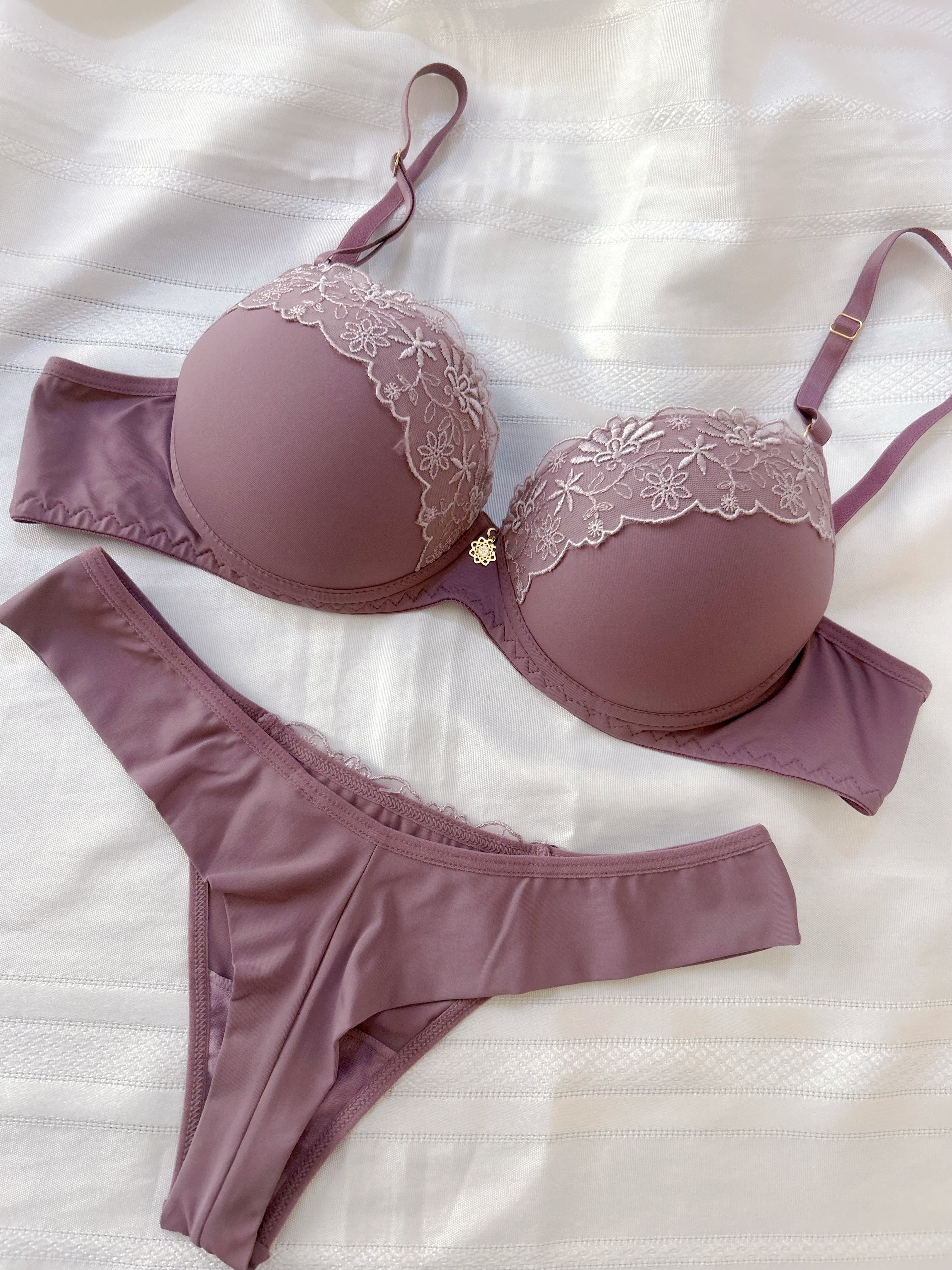 Conjunto Rosalie