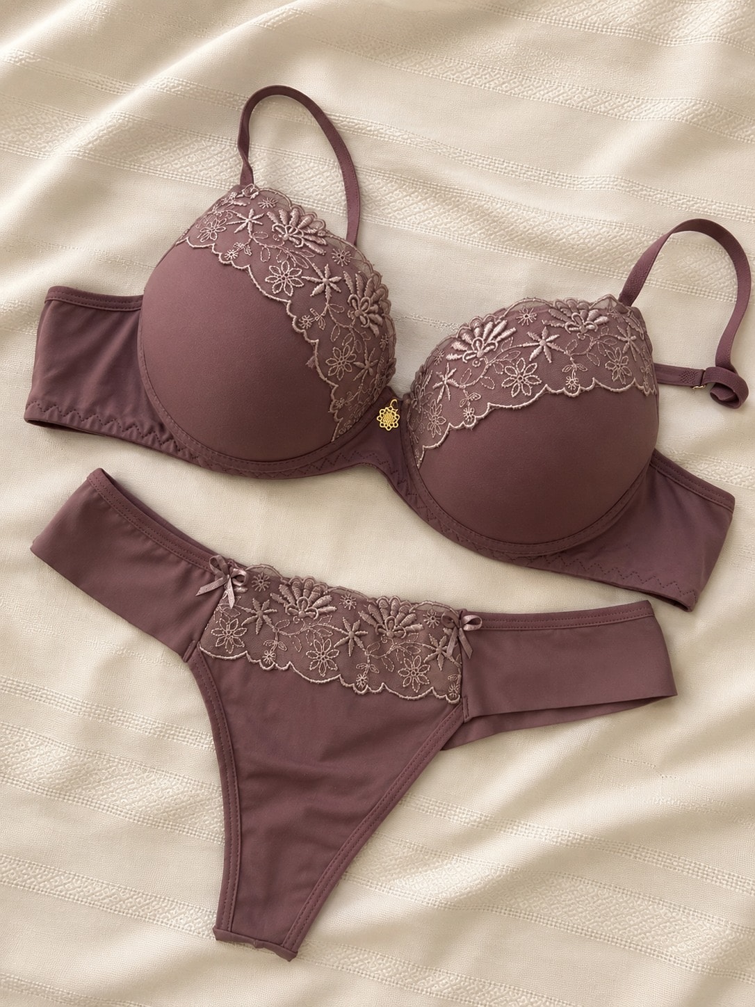 Conjunto Rosalie